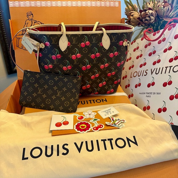 Louis Vuitton Handbags - Louis Vuitton X Takashi Murakami Neverfull w/ Wallet Cherry 2025 M13263 - NEW